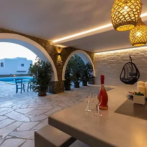 Callisti With Pool View And Calypso Upper Floor With Sea View Apartment